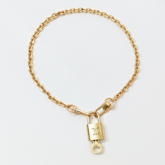 Shiny Authentic Louis Vuitton Lock and Key #323 - Picture 4 of 4